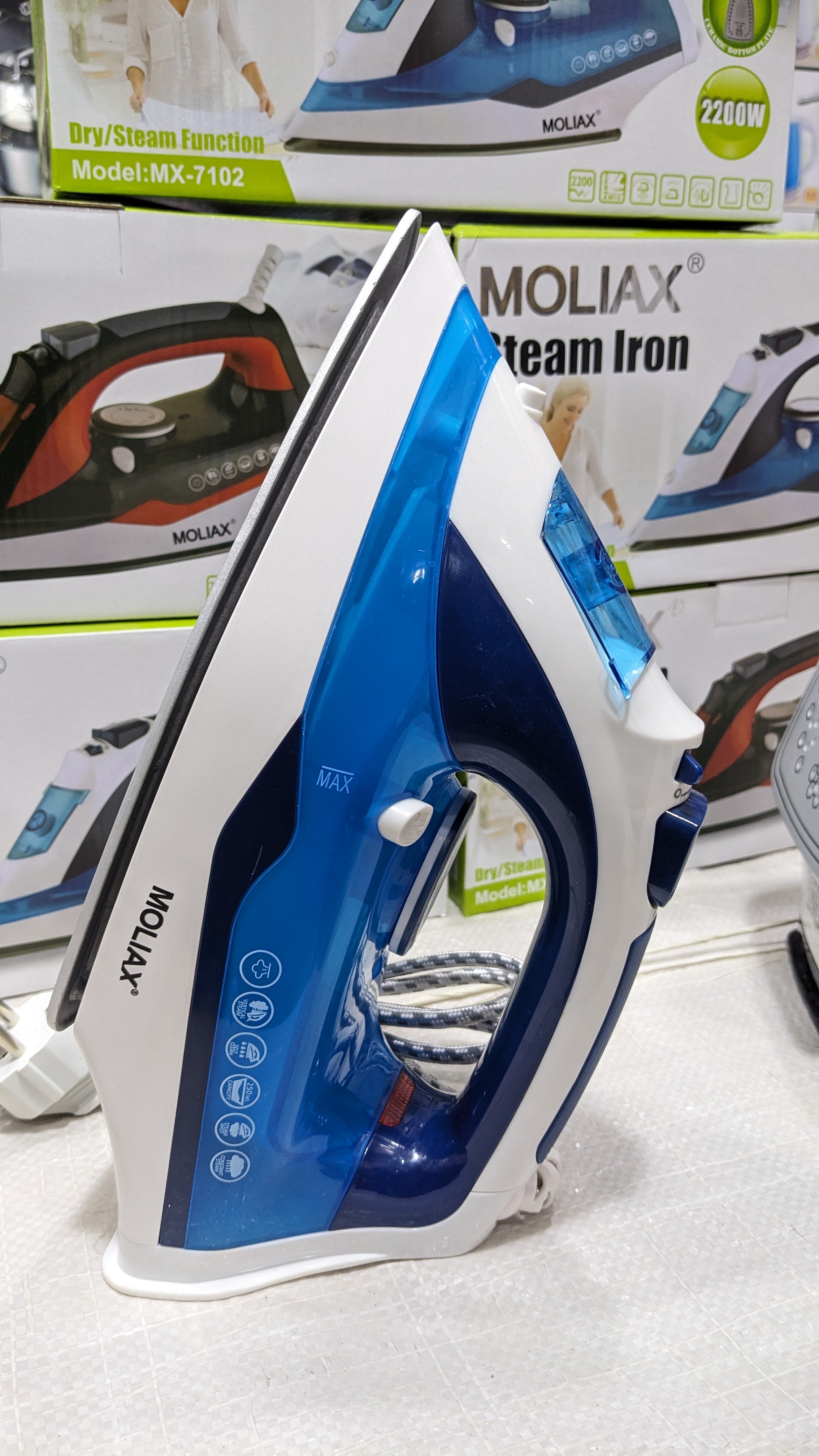 MOLIAX STEAM IRON 2200W FULLY AUTOMATIC